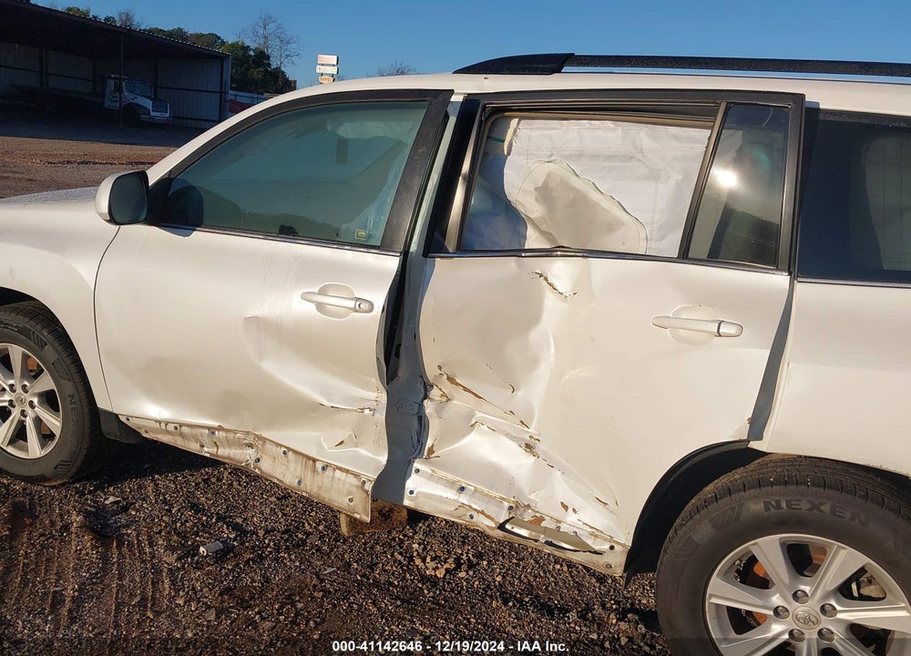 2011 TOYOTA HIGHLANDER SE V6 VIN: 5TDZK3EH0BS033260