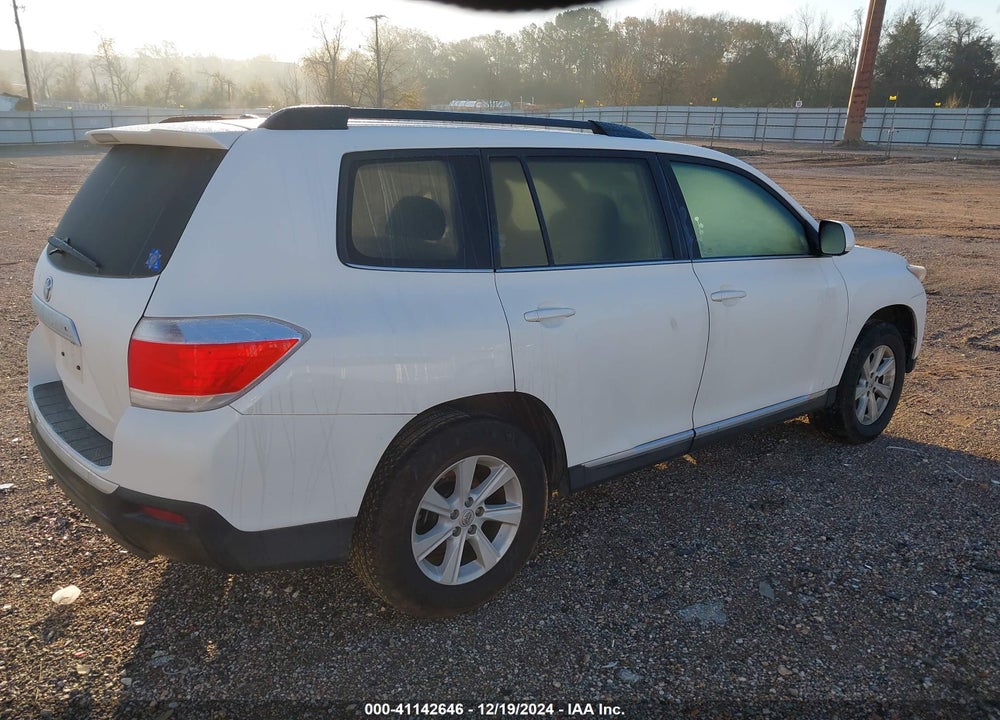 2011 TOYOTA HIGHLANDER SE V6 VIN: 5TDZK3EH0BS033260