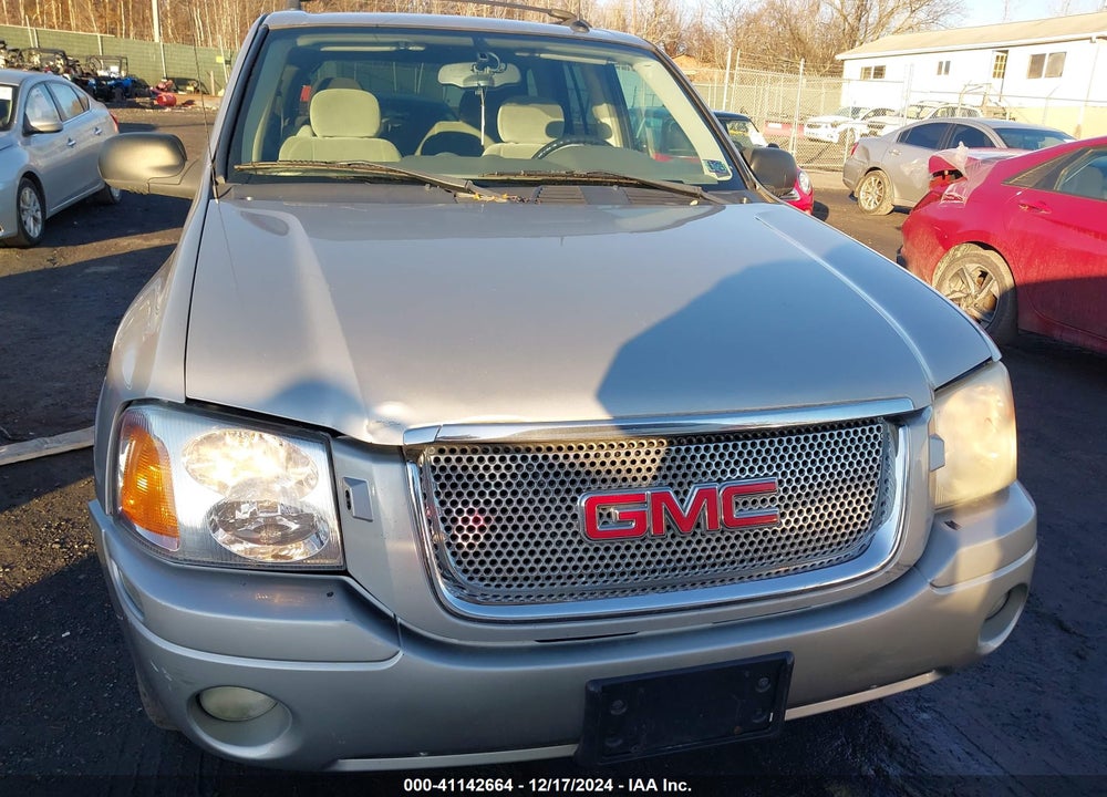 2005 GMC ENVOY SLE VIN: 1GKDT13S052352457