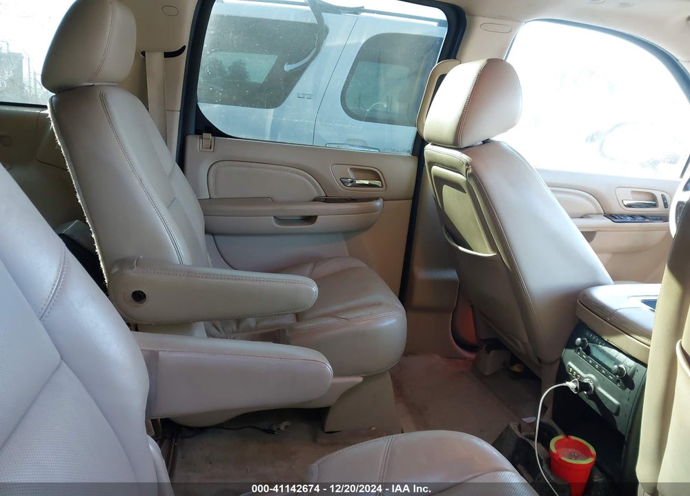 2013 CADILLAC ESCALADE ESV VIN: 1GYS4JEF3DR185284