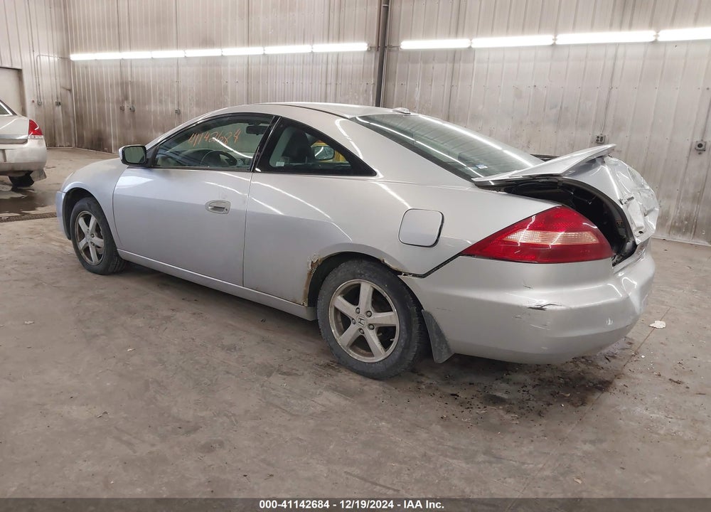 2005 HONDA ACCORD 2.4 EX VIN: 1HGCM726X5A014406