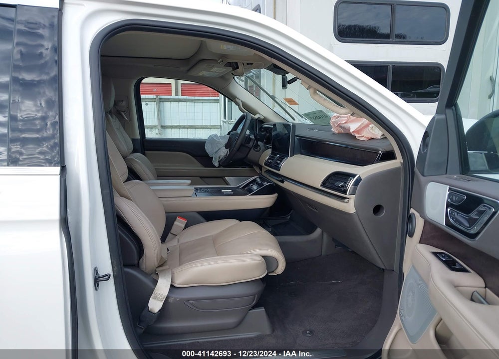 2022 LINCOLN NAVIGATOR RESERVE VIN: 5LMJJ2LT8NEL04067