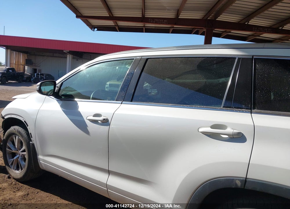2015 TOYOTA HIGHLANDER VIN: 5TDJKRFH6FS076943