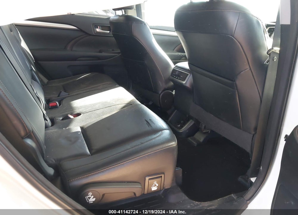 2015 TOYOTA HIGHLANDER VIN: 5TDJKRFH6FS076943
