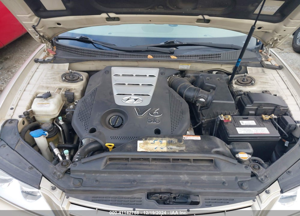 2008 HYUNDAI AZERA LIMITED VIN: KMHFC46F08A332770