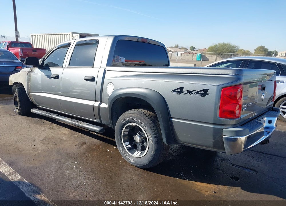2005 DODGE DAKOTA SLT VIN: 1D7HW48N25S149973