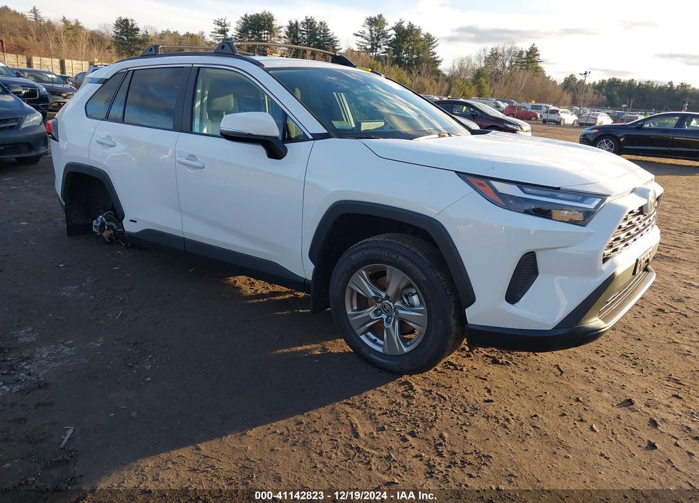 2024 TOYOTA RAV4 HYBRID XLE VIN: 2T3RWRFV0RW250781