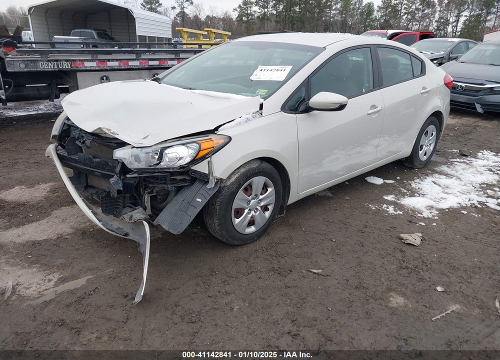2015 KIA FORTE LX VIN: KNAFK4A68F5388196