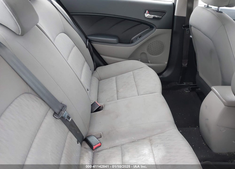 2015 KIA FORTE LX VIN: KNAFK4A68F5388196