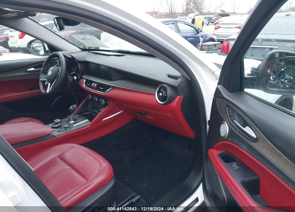 2018 ALFA ROMEO STELVIO TI AWD VIN: ZASFAKBN6J7C10128