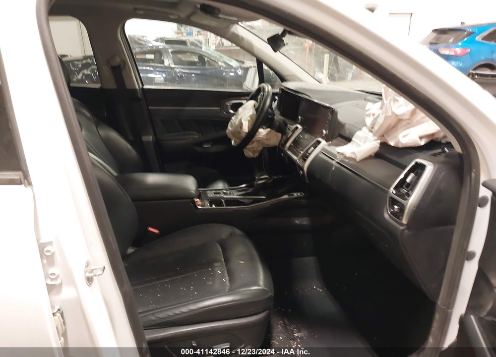 2022 KIA SORENTO VIN: 5XYRKDLF7NG076986