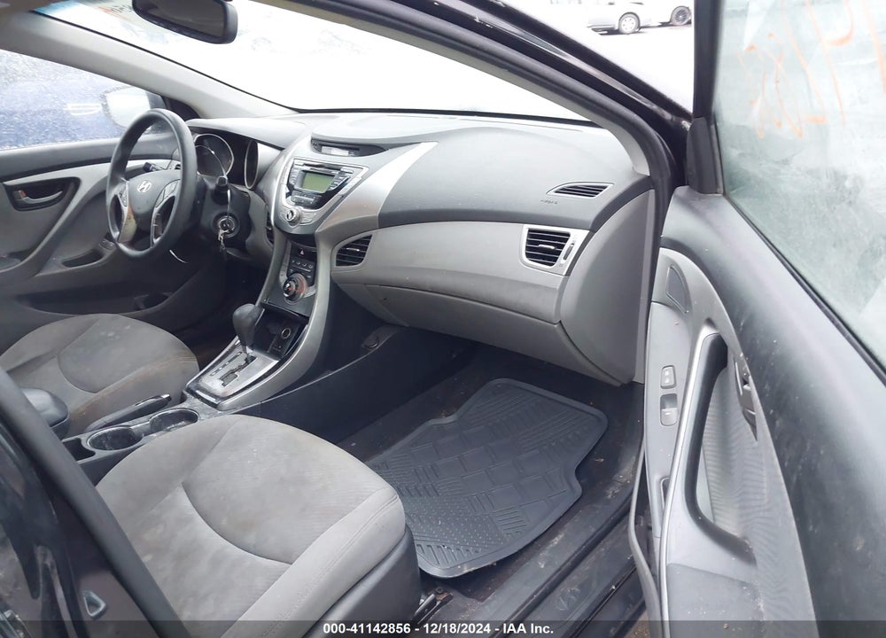 2013 HYUNDAI ELANTRA VIN: KMHDH4AE1DU534968