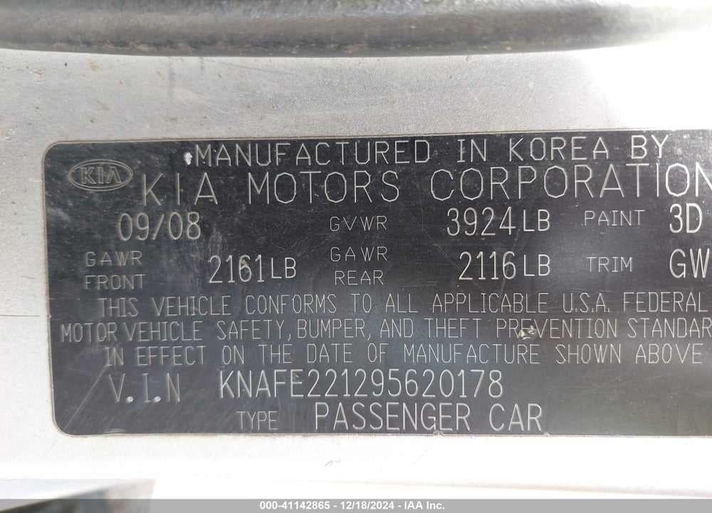 2009 KIA SPECTRA LX VIN: KNAFE221295620178