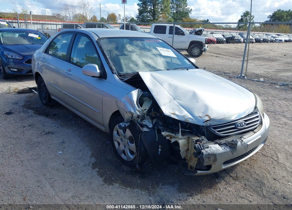 2009 KIA SPECTRA LX VIN: KNAFE221295620178