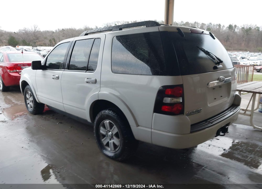 2010 FORD EXPLORER XLT VIN: 1FMEU7DE1AUB07279