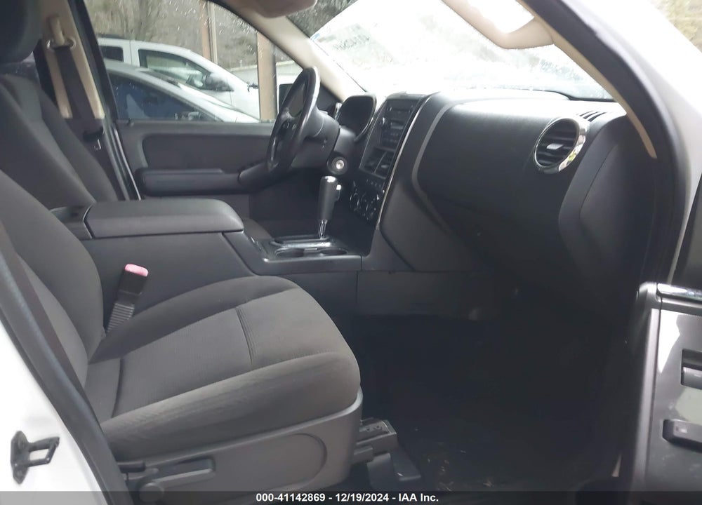 2010 FORD EXPLORER XLT VIN: 1FMEU7DE1AUB07279