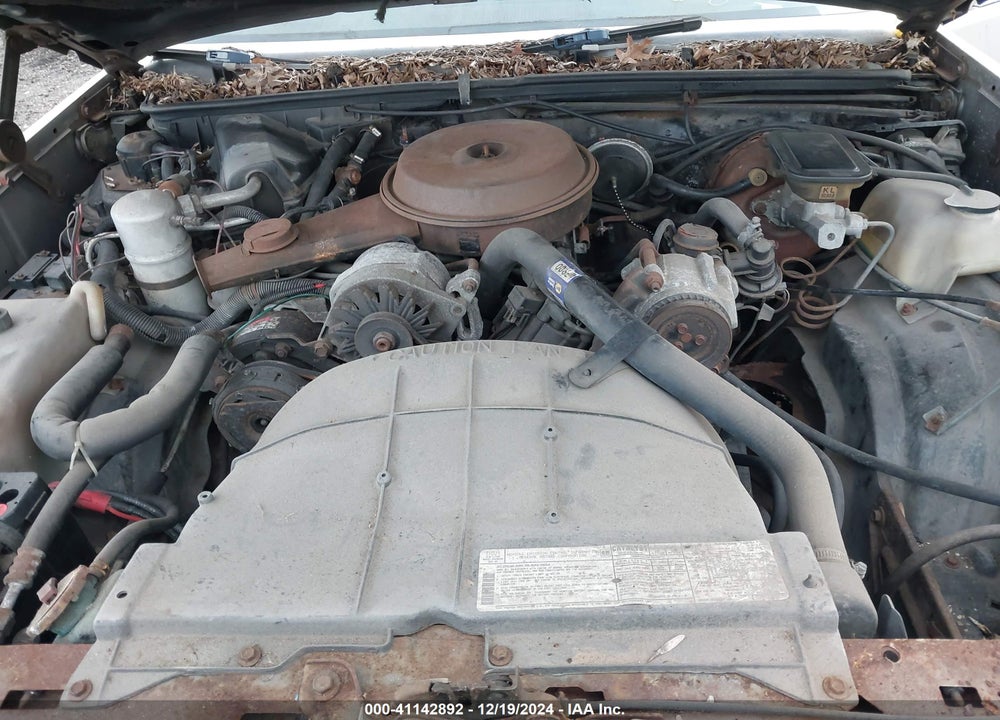 1983 PONTIAC BONNEVILLE VIN: 2G2AN69A1D2210328