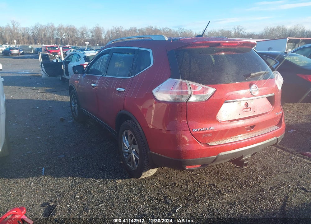 2015 NISSAN ROGUE SL VIN: 5N1AT2MV9FC882852