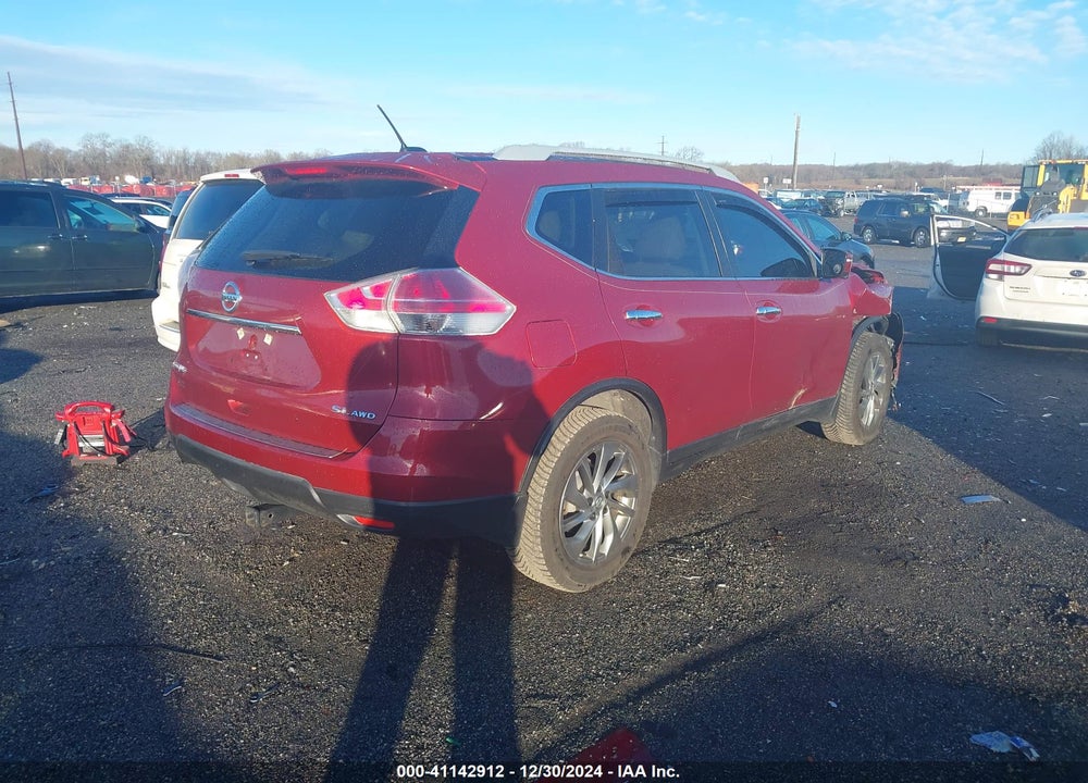 2015 NISSAN ROGUE SL VIN: 5N1AT2MV9FC882852
