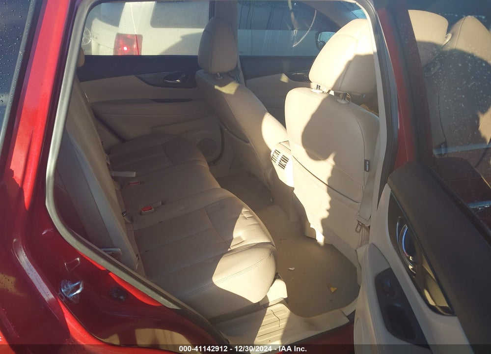 2015 NISSAN ROGUE SL VIN: 5N1AT2MV9FC882852
