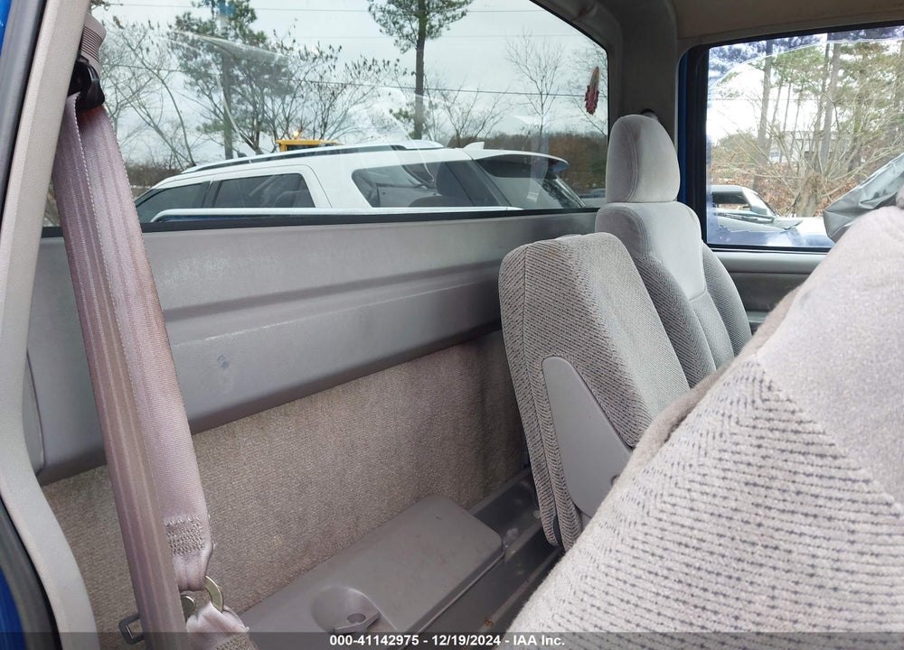 1997 CHEVROLET C1500 FLEETSIDE VIN: 1GCEC14R2VZ217256