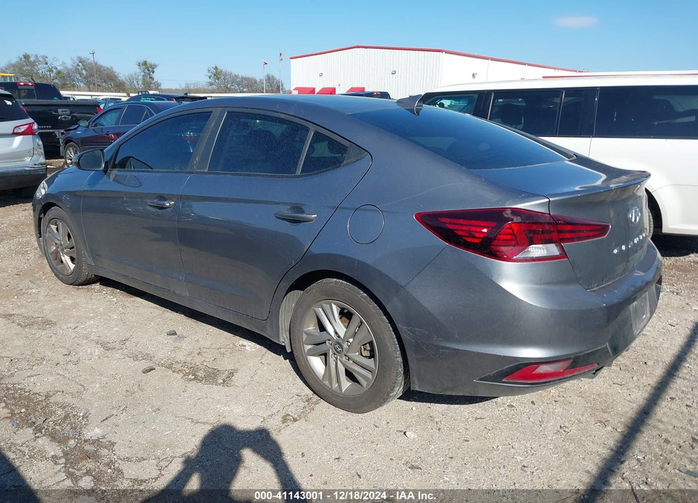 2019 HYUNDAI ELANTRA VIN: 5NPD84LF1KH435116