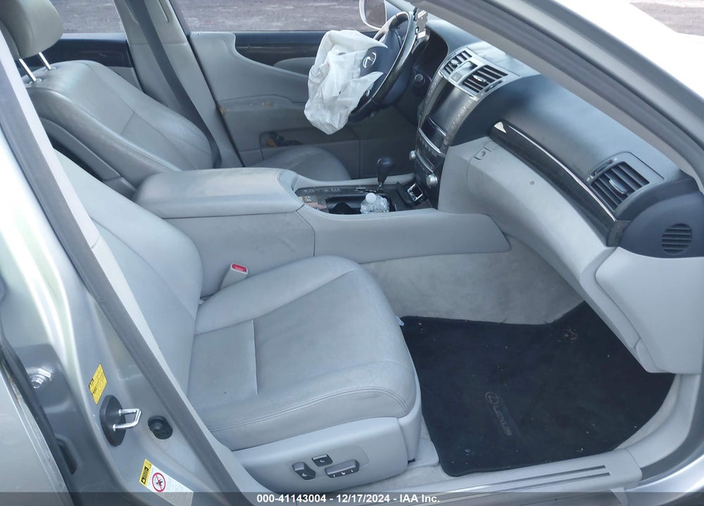 2011 LEXUS LS 460 VIN: JTHBL5EF9B5104064