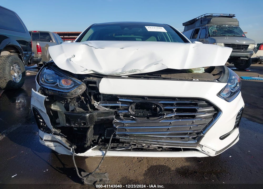 2019 HYUNDAI SONATA HYBRID LIMITED VIN: KMHE34L38KA088055