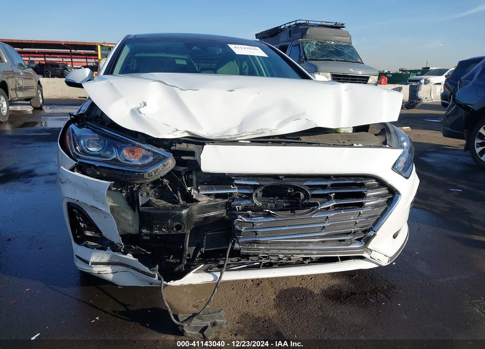2019 HYUNDAI SONATA HYBRID LIMITED VIN: KMHE34L38KA088055
