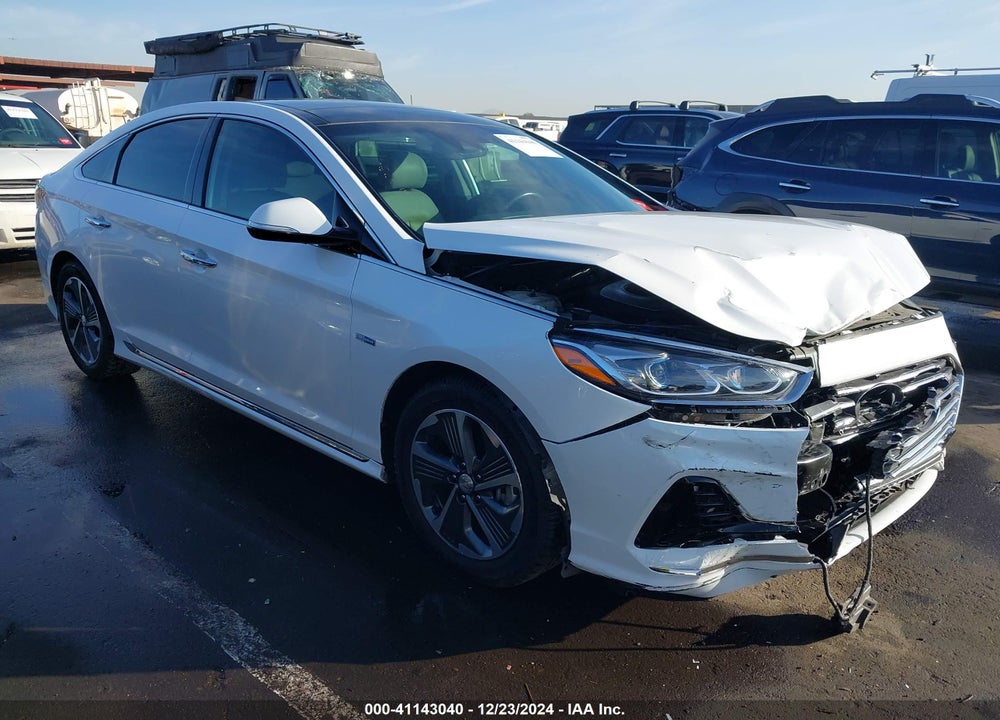 2019 HYUNDAI SONATA HYBRID LIMITED VIN: KMHE34L38KA088055