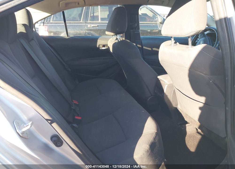 2020 TOYOTA COROLLA LE VIN: JTDEPRAE1LJ021602