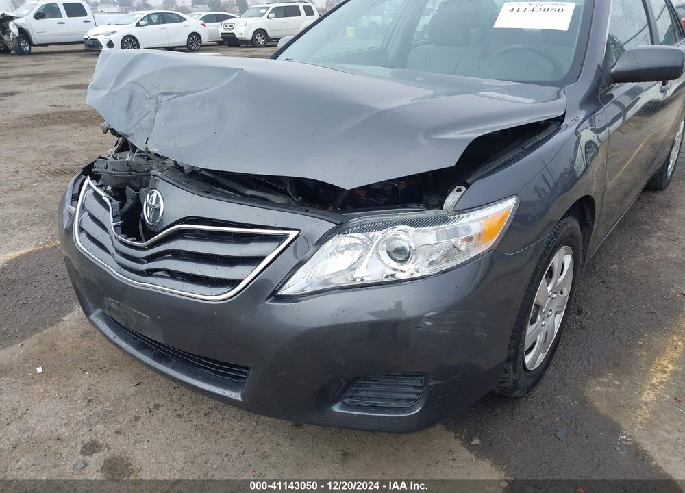 2011 TOYOTA CAMRY LE VIN: 4T1BF3EK2BU170368