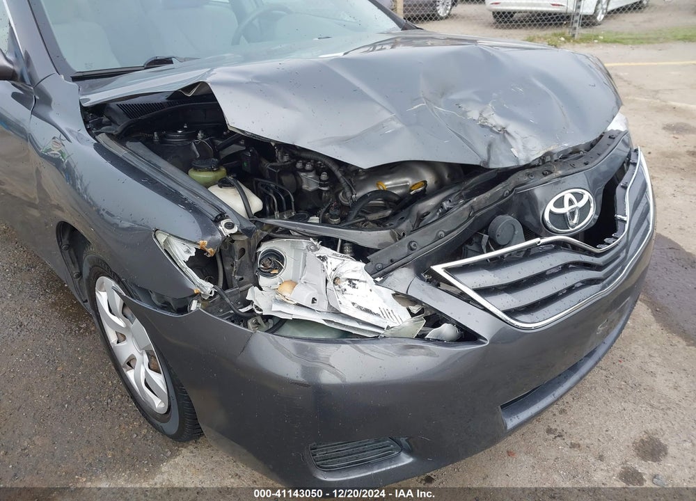 2011 TOYOTA CAMRY LE VIN: 4T1BF3EK2BU170368