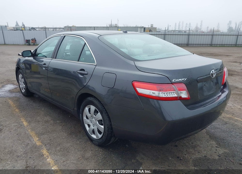 2011 TOYOTA CAMRY LE VIN: 4T1BF3EK2BU170368