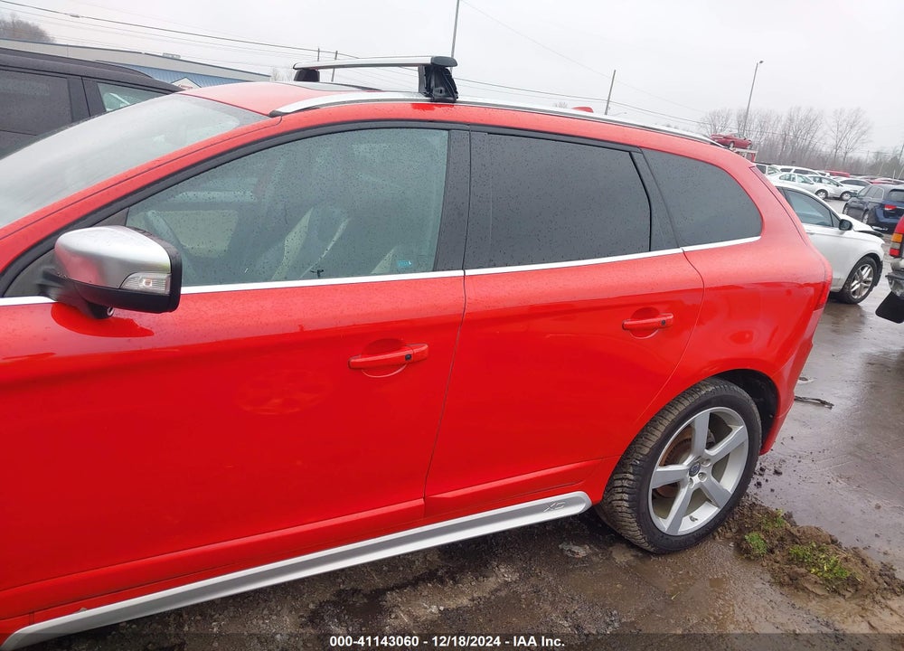 2013 VOLVO XC60 T6/T6 PLATINUM/T6 PREMIER PLUS/T6 R-DESIGN/T6 R-DESIGN PLATINUM/T6 R-DESIGN PREMIER PLUS VIN: YV4902DZ9D2441774