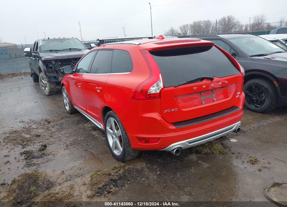 2013 VOLVO XC60 T6/T6 PLATINUM/T6 PREMIER PLUS/T6 R-DESIGN/T6 R-DESIGN PLATINUM/T6 R-DESIGN PREMIER PLUS VIN: YV4902DZ9D2441774