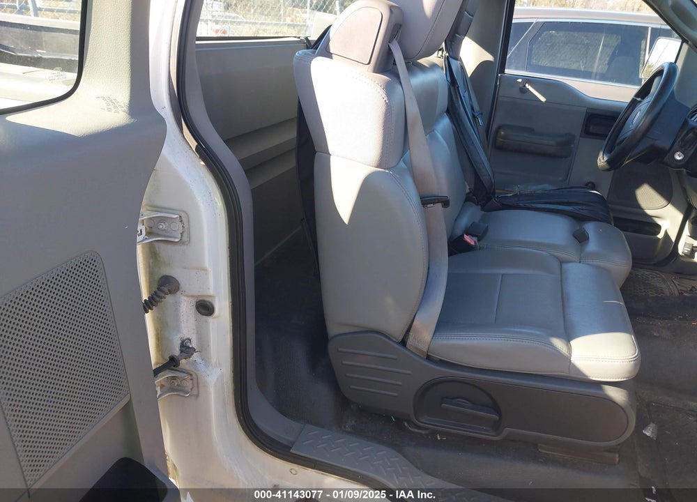 2005 FORD F150 VIN: 1FTRF122X5NC02333