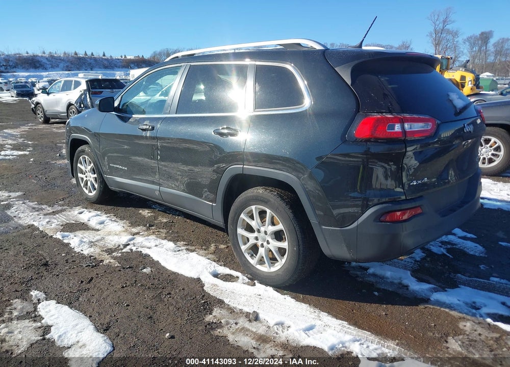 2015 JEEP CHEROKEE LATITUDE VIN: 1C4PJMCB4FW752256