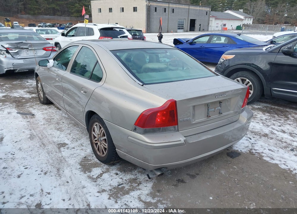 2005 VOLVO S60 2.4 VIN: YV1RS640852469549