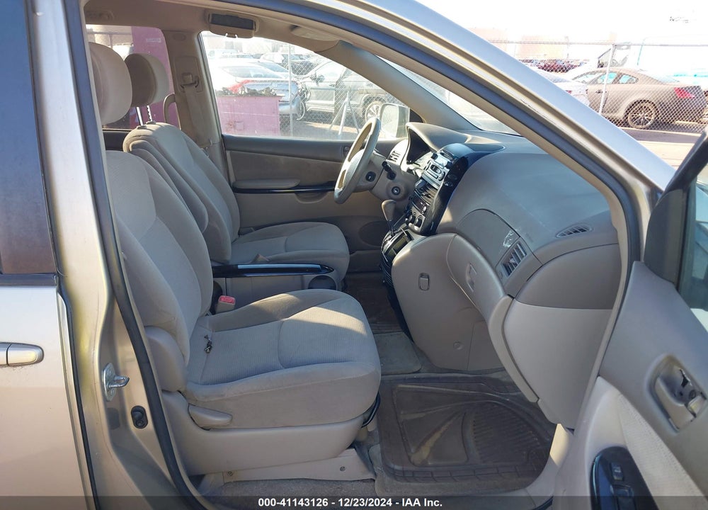 2005 TOYOTA SIENNA LE VIN: 5TDZA23C65S295406