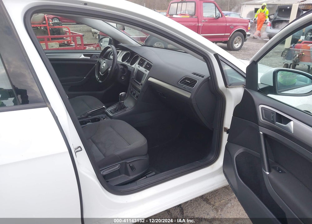 2016 VOLKSWAGEN GOLF TSI S 4-DOOR VIN: 3VW217AUXGM032135