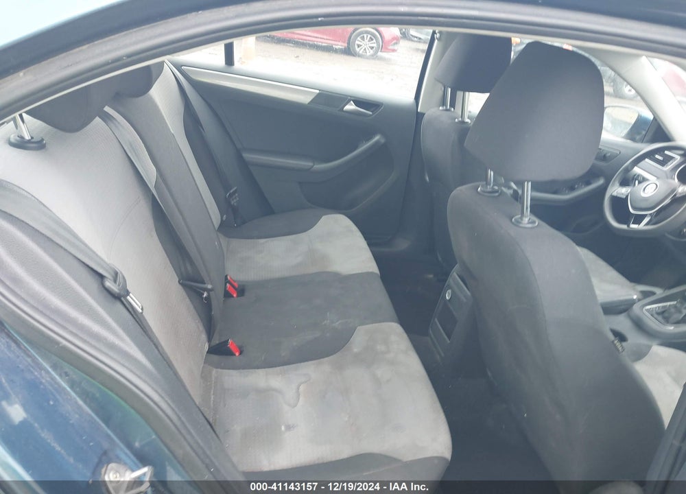 2017 VOLKSWAGEN JETTA 1.4T S VIN: 3VW2B7AJ3HM249305