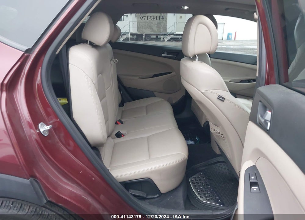 2016 HYUNDAI TUCSON LIMITED VIN: KM8J3CA2XGU225666