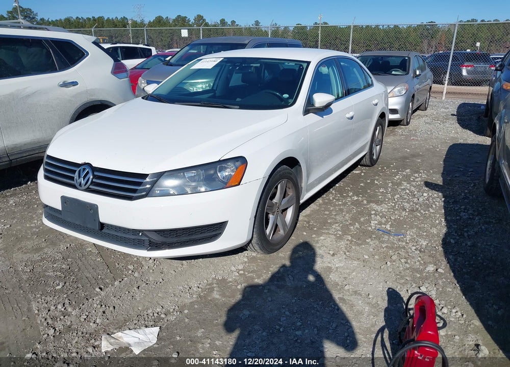 2012 VOLKSWAGEN PASSAT 2.5L SE VIN: 1VWBP7A33CC106660