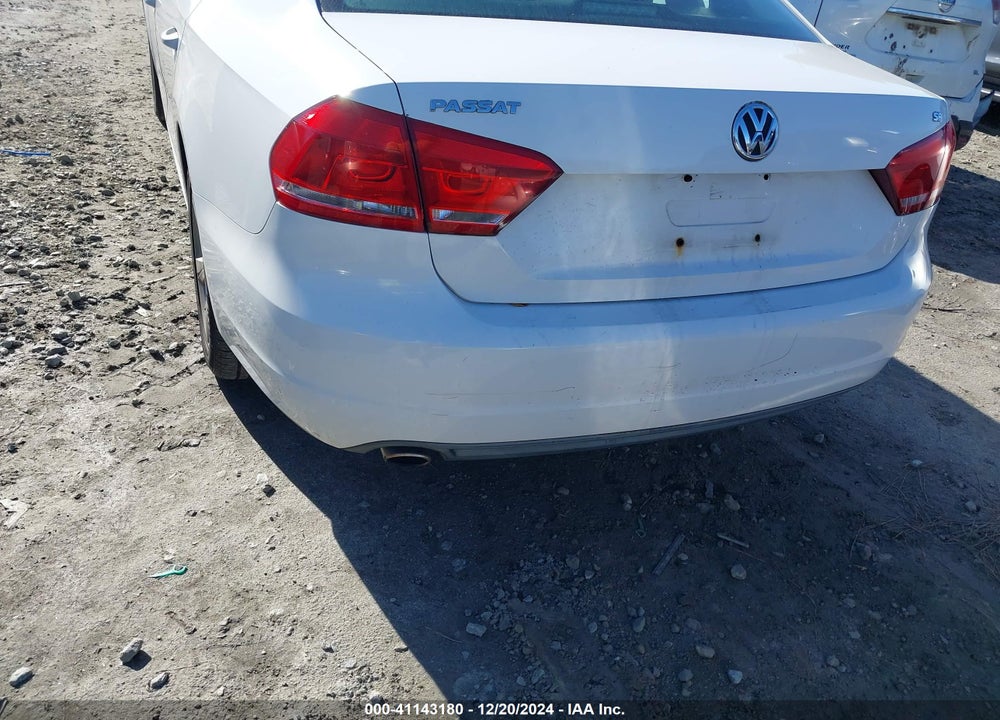 2012 VOLKSWAGEN PASSAT 2.5L SE VIN: 1VWBP7A33CC106660