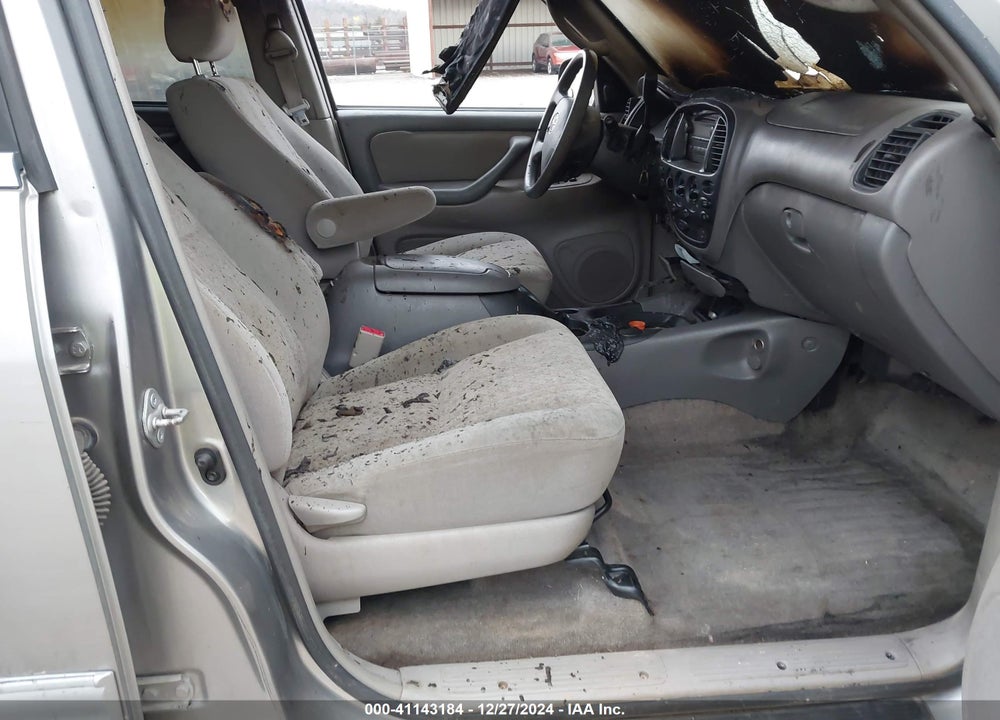 2005 TOYOTA TUNDRA SR5 V8 VIN: 5TBDT44125S483992