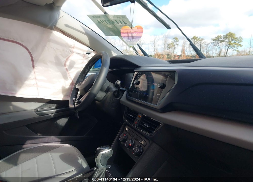 2022 VOLKSWAGEN TAOS 1.5T SE VIN: 3VVWX7B27NM089004