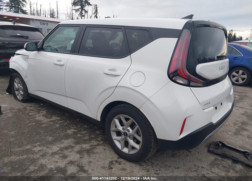 2024 KIA SOUL LX VIN: KNDJ23AU5R7239694