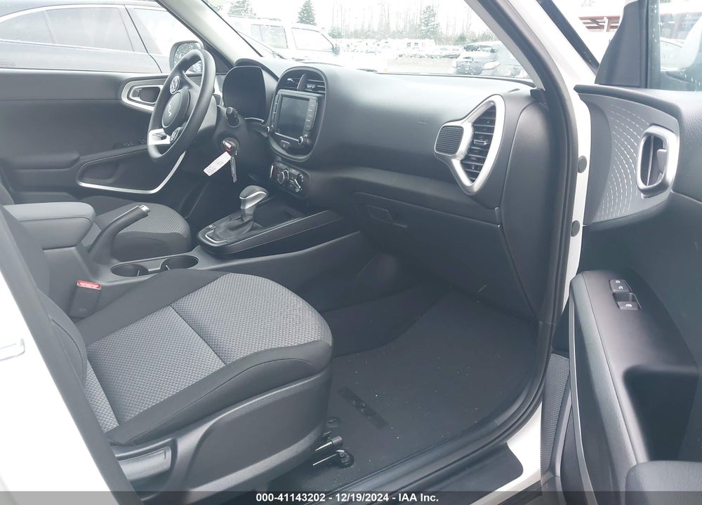 2024 KIA SOUL LX VIN: KNDJ23AU5R7239694
