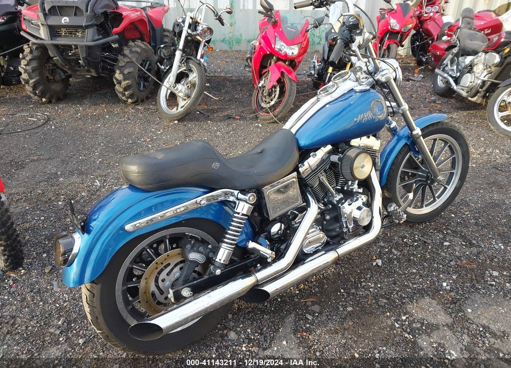 2005 HARLEY-DAVIDSON FXDLI VIN: 1HD1GNW175K320830